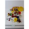 Image 1 : Assorted Toys & Play Dishes