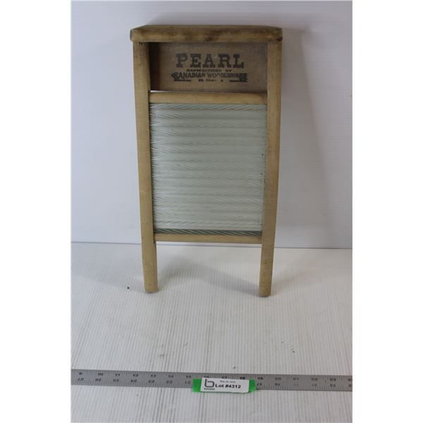 Pearl Washboard - 9" x 17"