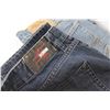 Image 3 : (3) Pairs of Jeans