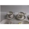 Image 2 : (5) Teacups with Saucers - Windsor, (2) 25th Anniversary Decorative Plates
