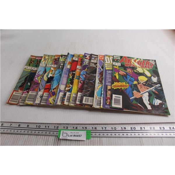 (14) Comics - Ghostbusters, Avengers