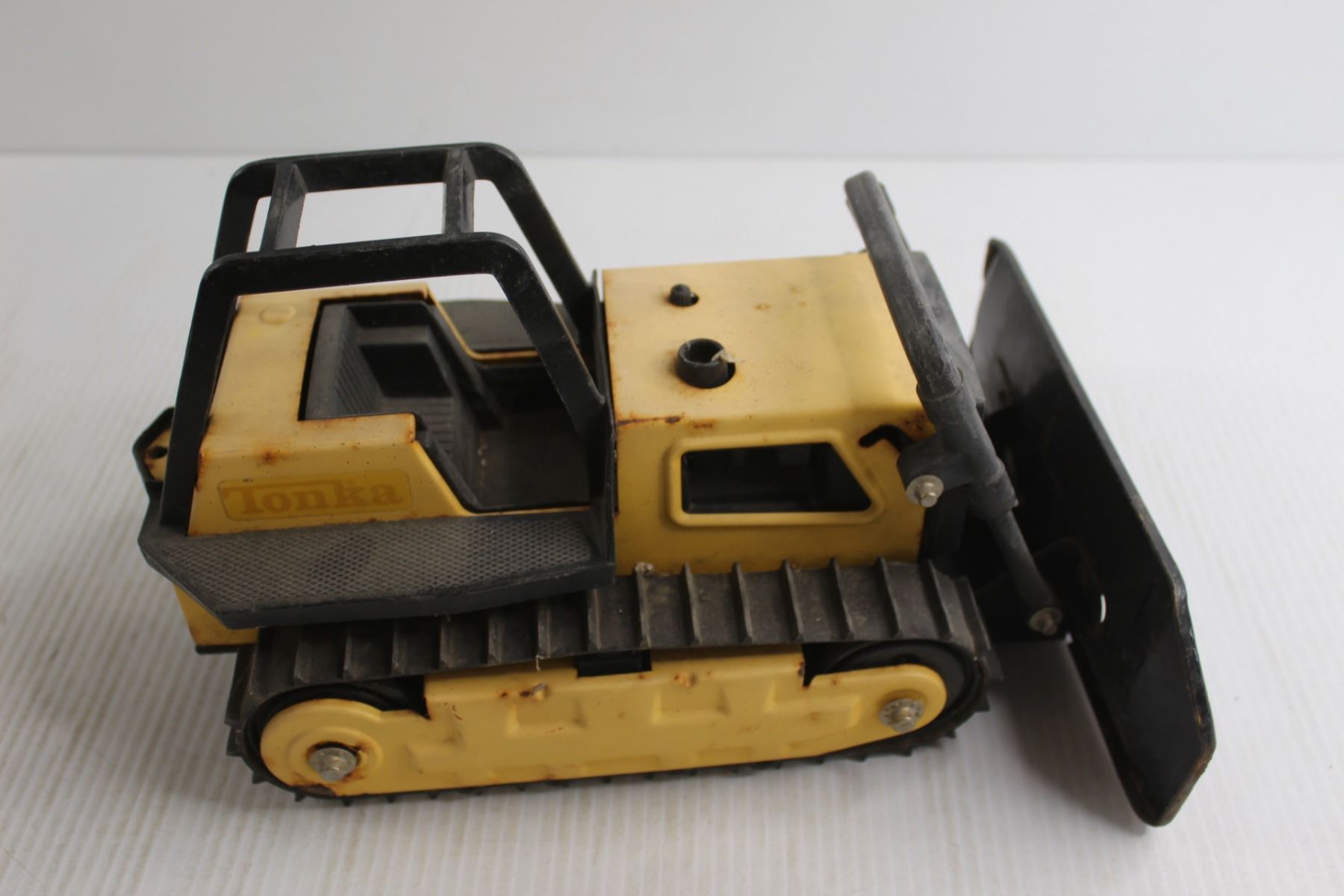 Tonka Bulldozer Vintage De Lámina 30 Cm De Largo Tonka Bulldozer Vintage De Lámina 30 Cm De Largo