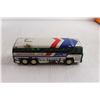 Image 2 : Greyhound Toy Bus