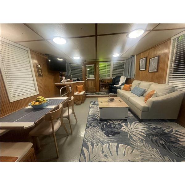 Louisiana PRIVATE BOAT ( 6 people) Cajun Queen Fishing Adventures