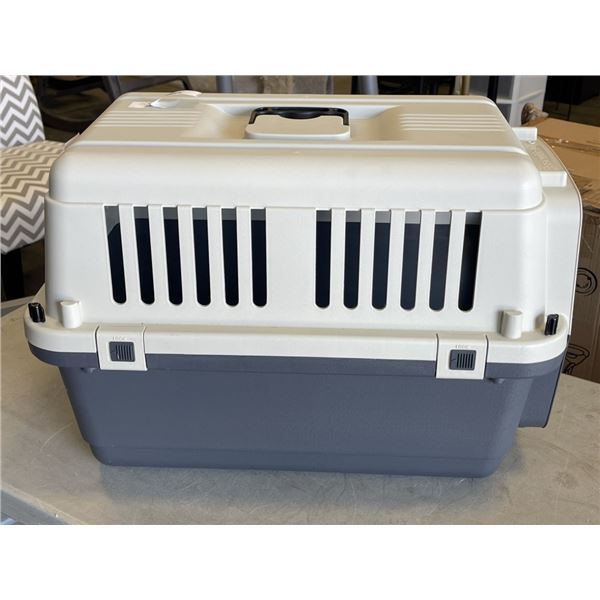 SMALL ANIMAL CARRIER