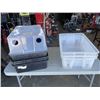 Image 1 : 4 GREENHOUSE BINS WITH LIDS