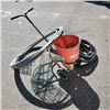 Image 1 : SEED SPREADER WITH HOSE, GARDEN FENCING AND WATER PIPE