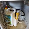 Image 2 : PET CARRIER WITH WEED KILLER, SPRAYER AND MORE