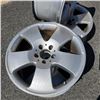 Image 2 : 4 MERCEDES RIMS 5 BOLT 18" OFF  320 CDI
