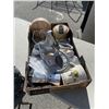 Image 2 : TRAY OF COLLECTIBLES