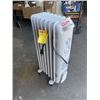 Image 2 : HONEYWELL OIL HEATER