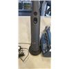 Image 2 : SHARK WAND VAC AND ROWENTA STEAM IRON BOTH TESTED WORKING