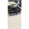 Image 2 : TRUDEAU FONDUE COOKER WITH POT TESTED WORKING
