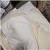 Image 2 : DOUGLAS KING SIZE SLEEP BUNDLE
