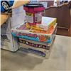 Image 3 : BOX OF TOY VEHICLES AND 5 BOARD GAMES