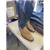 Image 2 : PAIR OF COWBOY BOOTS, 2 JACKET AND 2 DUFFLE BAGS