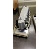 Image 2 : 2 SEWING MACHINES