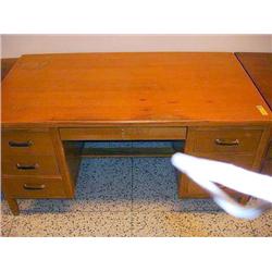 Wood Desk with 7 Drawers