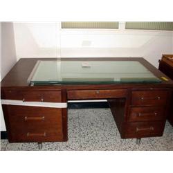 Wood Desk with 7 Drawers