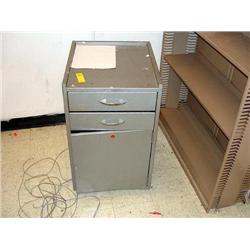 Rolling 2-Drawer Cabinet