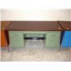 Image 1 : Metal Desk