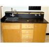 Image 1 : Counter with sink and faucet