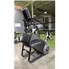 Image 3 : STAIRMASTER COMMERCIAL STEP MACHINE