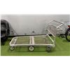 Image 1 : 6 WHEEL CART