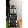 Image 1 : STAIRMASTER COMMERCIAL STEP MACHINE