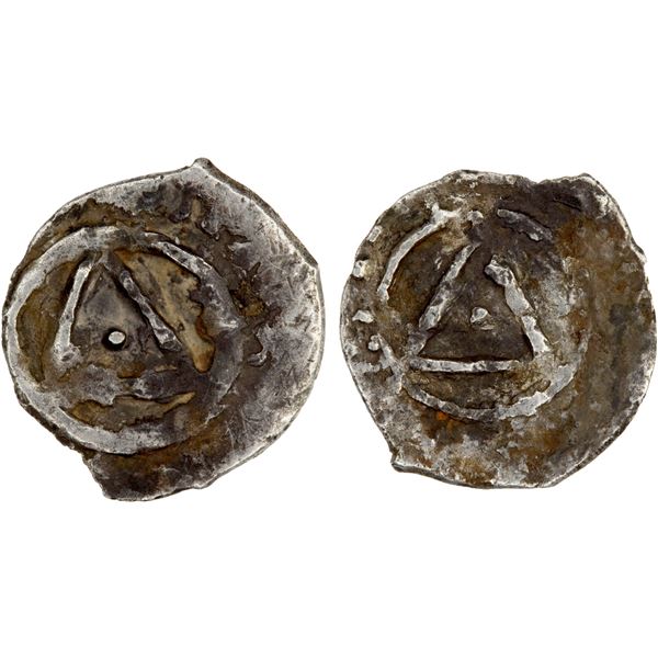 QATADID SHARIF OF MECCA: Mukaththir b. 'Isa al-Fulayta, 1188-1197, AR fractional dirham (0.29g), NM,