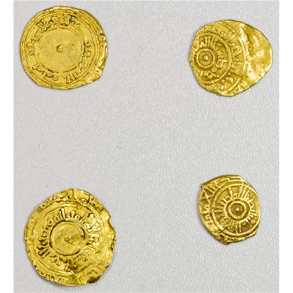 FATIMID: al-Mu'izz, 953-975, LOT of 4 gold quarter dinars
