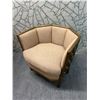 Image 2 : Curved Upholstered Geometric Lounge Chair 32" x 24" x 30"H