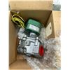 Image 2 : (3) Asco #8042C055 Valves