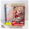 Image 1 : MACFARLANE SPORTS PICKS NICKLAS LIDSTROM