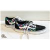 Image 1 : VANS SIZE 7 WOMENS SHOES