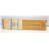 Image 1 : VINTAGE ACME CRIBBAGE BOARD
