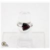 Image 1 : GARNET TYPE STONE IN 925 STAMPED RING SIZE 6.5