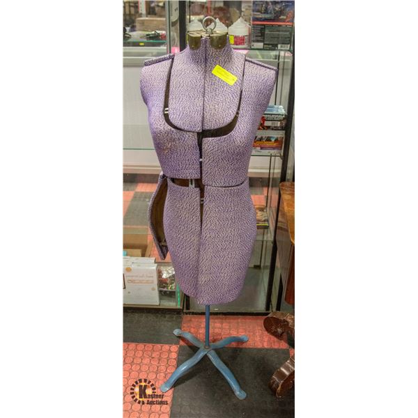 DRESSMAKERS MANNAQUIN