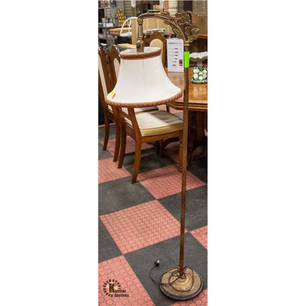 FLOOR LAMP