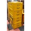 Image 1 : VINTAGE SOLID WOOD 4 DRAWER FILING CABINET