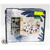 Image 1 : NEW COMFORT PLUS 3 PC REVERSIBLE DUVET COVER SET