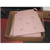 Image 1 : 6 CHAIR CUSHIONS 16"X16"