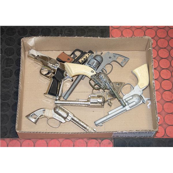 TRAY OF VINTAGE CAP GUNS