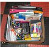 Image 1 : BOX WITH ASSORTMENT OF OFFICE/SCHOOL/ART