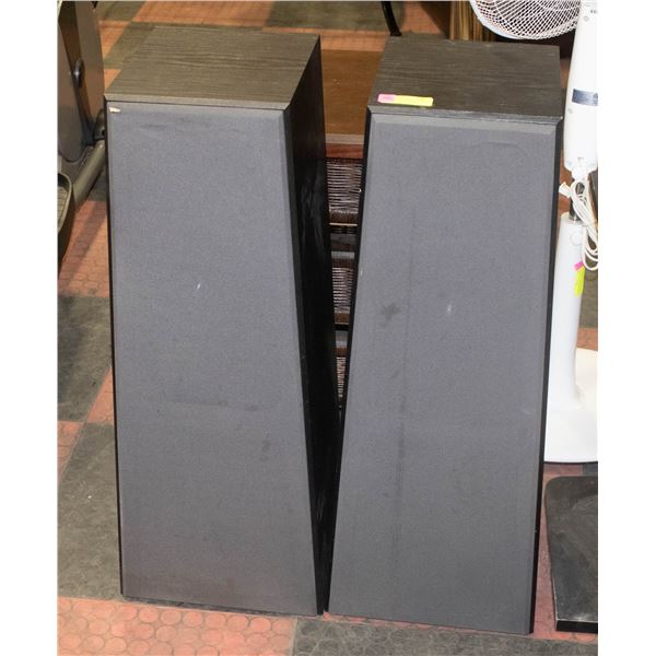 LOT OF 2 DANHURST SPEAKERS