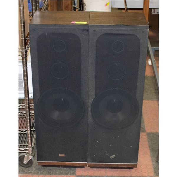 2 SANSUI S-61C SPEAKERS