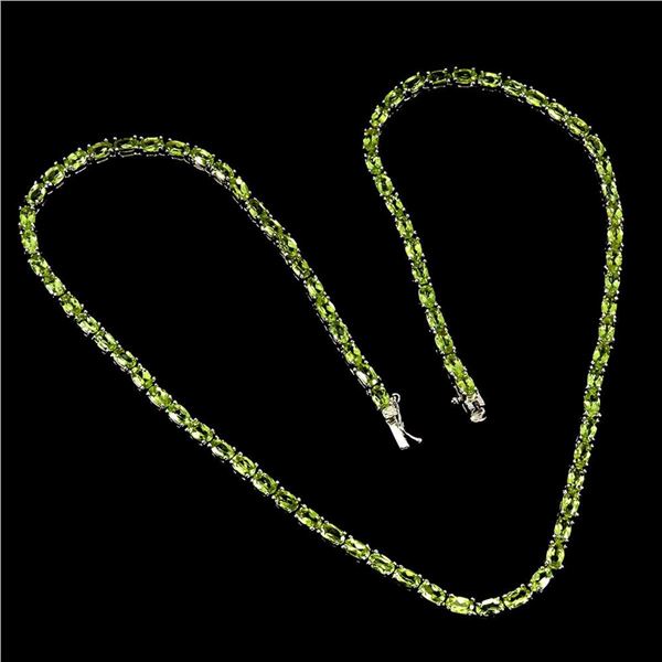 Natural Stunning Green Peridot 125 Cts Necklace