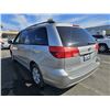 Image 4 : 2004 Toyota Sienna