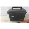 Image 2 : 2 Soft Gun Cases, Cabelas Hard Ammo Case 10 1/2'' x 15'' x 7'' 