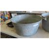 Image 2 : 2 Galvanized Tubs